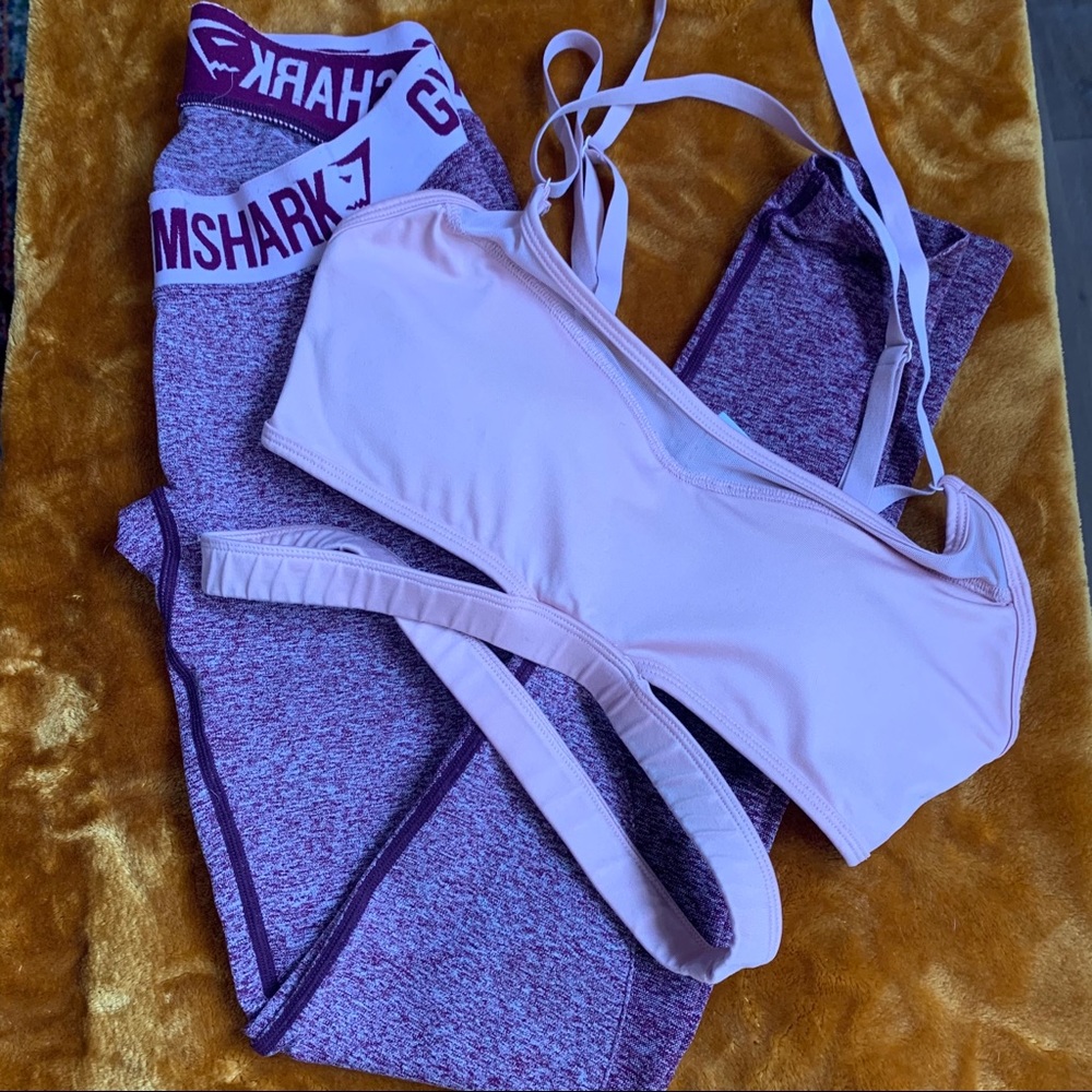 Gymshark bundle!!! F21 bra - M/ Leggings - S